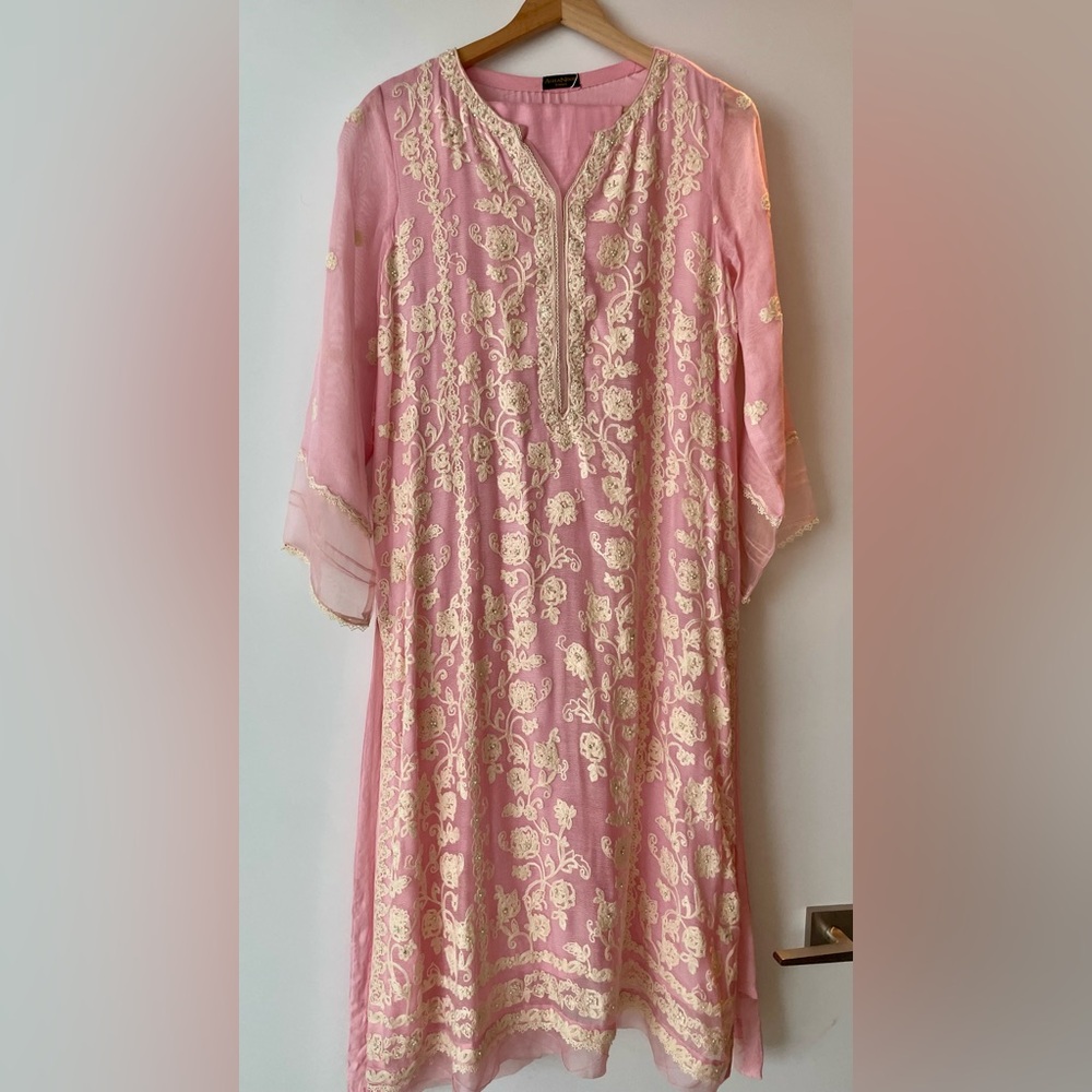 Agha Noor Shalwar Kameez Pink/ Cream Embroidery - Pakistan/Indian wear - small